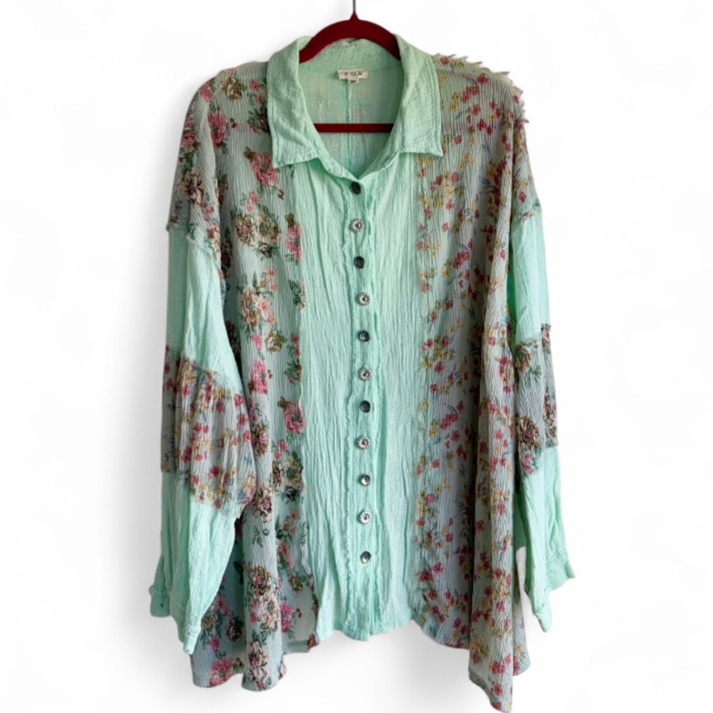 POL Mint Green Gauzy Patchwork Floral Button Down Shirt Size M